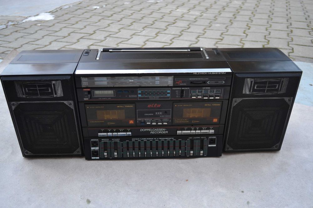 Casetofon Portabil Elta model 6940