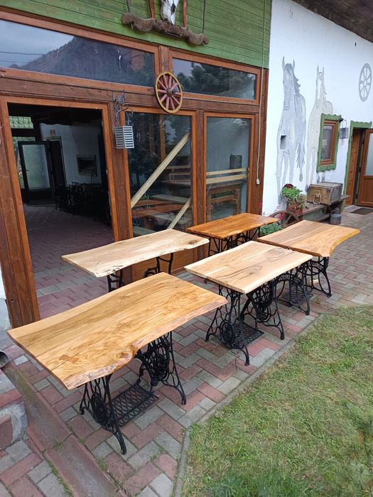 Mese local, cafenea sau bistro