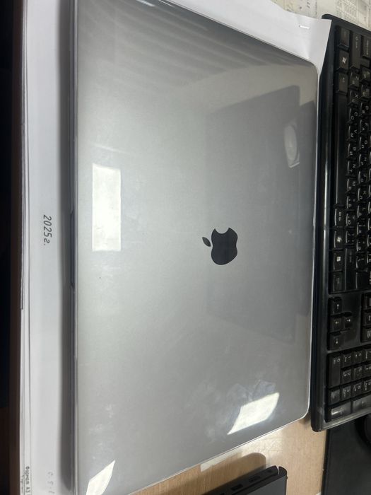 Macbook pro 2019 16/512 без обмена
