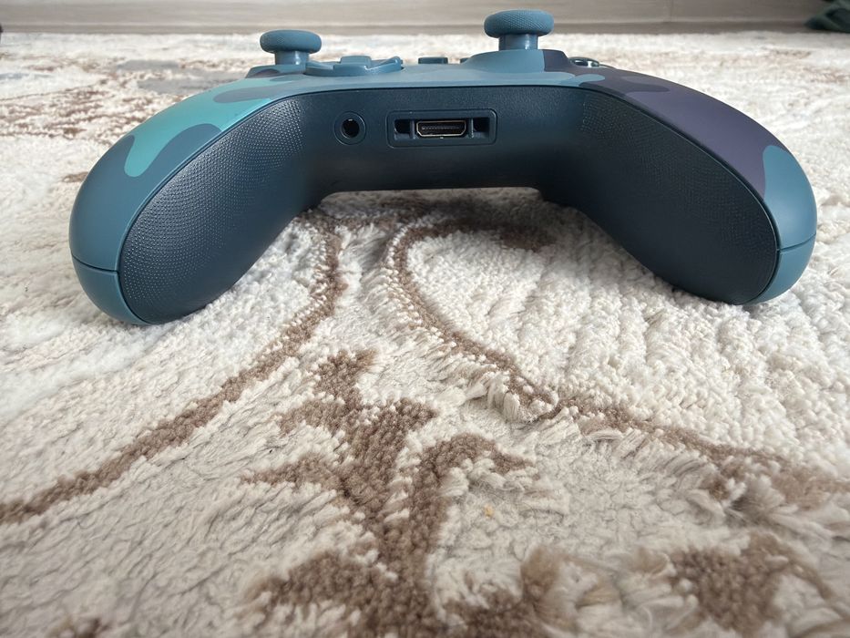 Продам геймпад от Xbox mineral camo