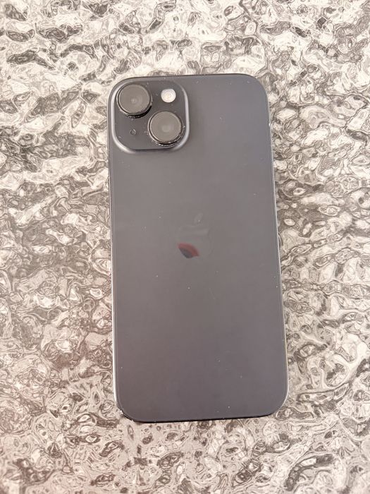 iPhone 15, 256 ГБ, чёрный