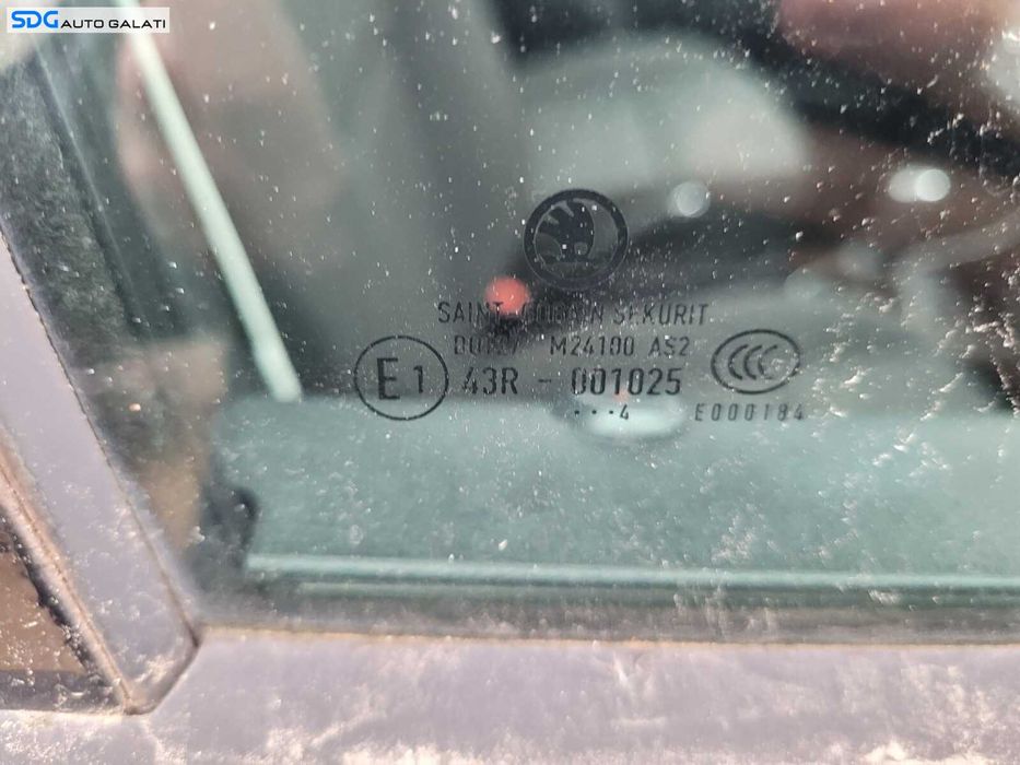 Geam Sticla Culisant de pe Usa Portiera Dreapta Fata Skoda Fabia 2 2007 - 2014 [C2048]