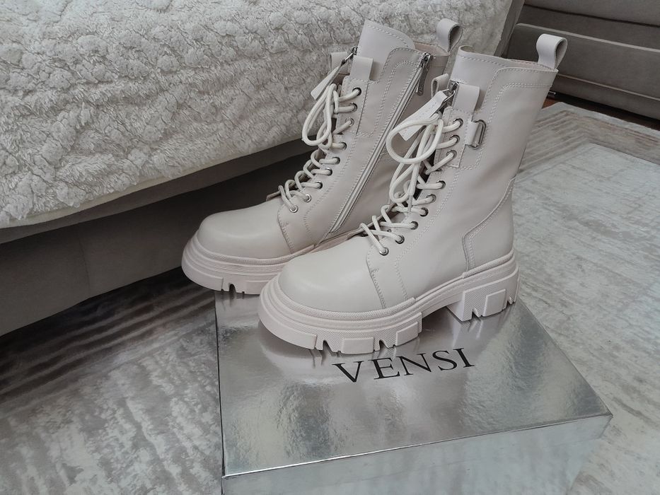 Продам ботинки демисезонные