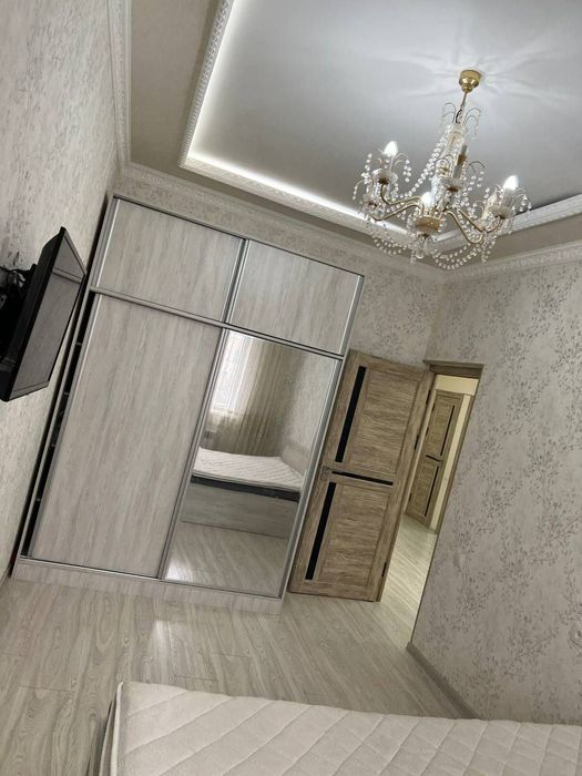 Arendaga beraman NOVZA metro orentir hamma sharoitlari bor .