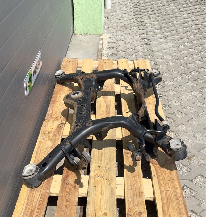 Заден мост AUDI A6 A7 C7 4G 4H0505248