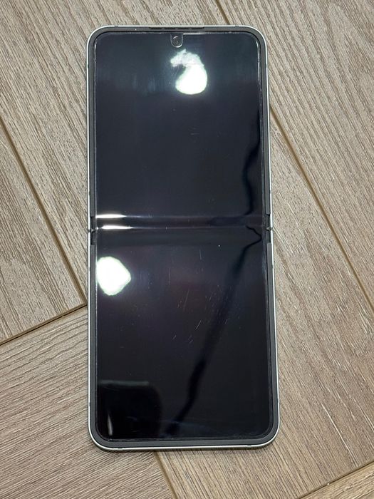 Samsung flip 6