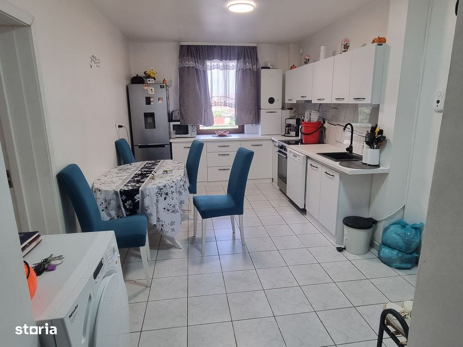 Apartament 2 camere decomandat,et.1,Deva-zona Bd.Bălcescu nou — fotografia 1