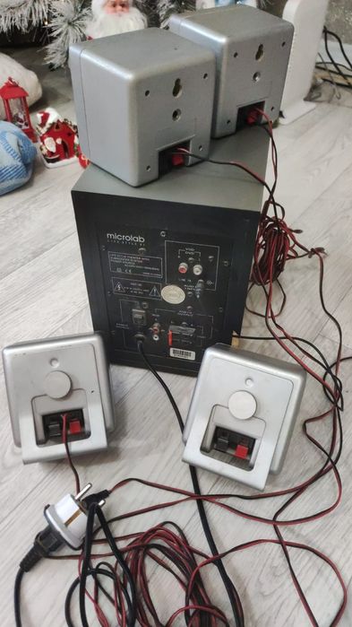 Сабвуфер,4 колонки