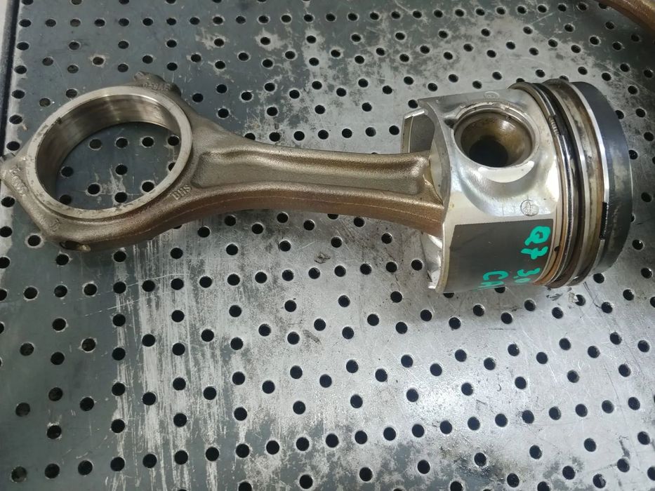 piston cu biela 3.0tdi cas  audi q7 4l