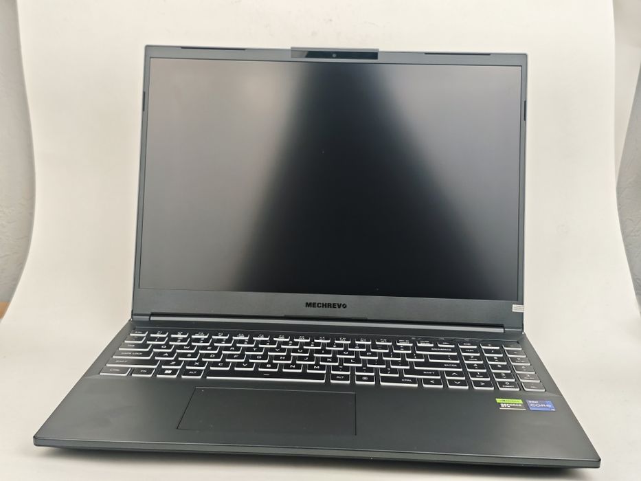 Ноутбук RTX 4070 i9 13900hx 32gb ddr5 1TB 240hz