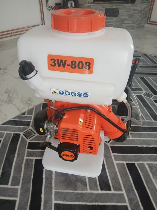 Vind  Atomizor nou  Model 3W -808 ,14 Kg capacitate