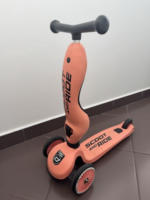 Trotineta Scoot and Ride