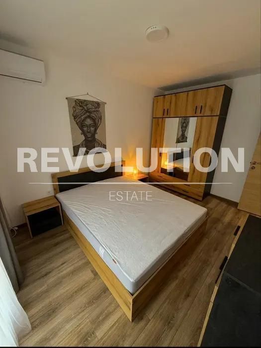 Дава се под наем Двустаен апартамент в Варна, Възраждане 3 - 60 кв.м за 500 € - Снимка #2