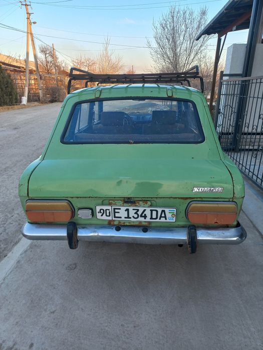 Moskvich 412.     .
