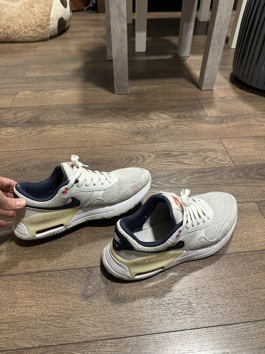 Обувки Nike запазени