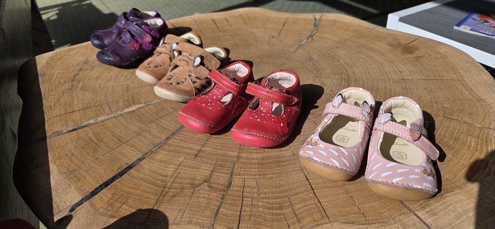 Papucei Clarks bebe