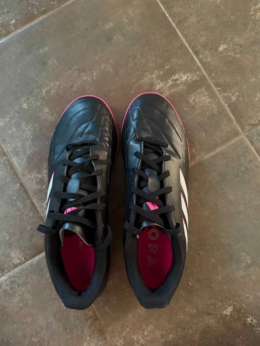 Ghete fotbal pentru teren sintetic Adidas Copa