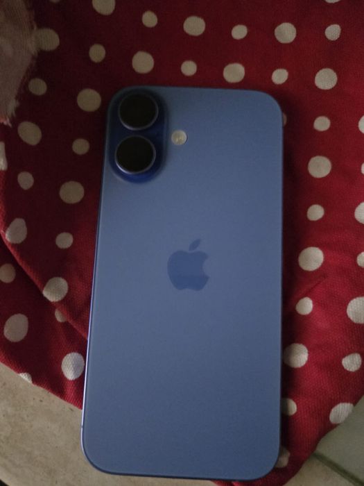 Vand iphone 16 128 gb