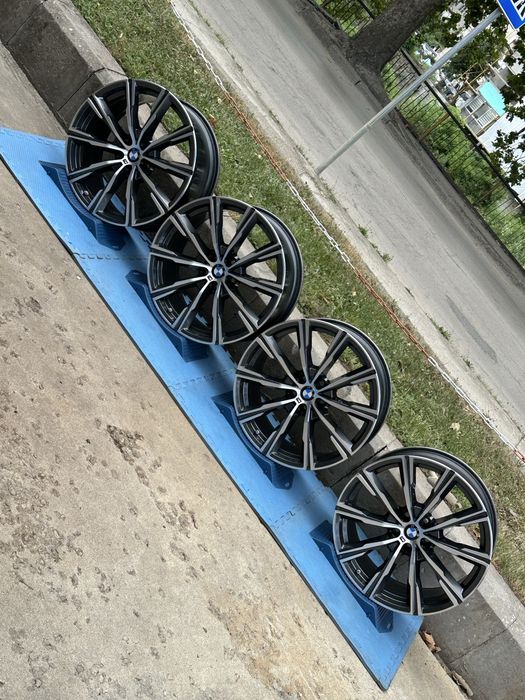 20” BMW X5 (G05) X6 (G06) style 740M