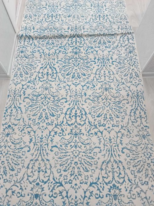 Ковёр хороший б/у