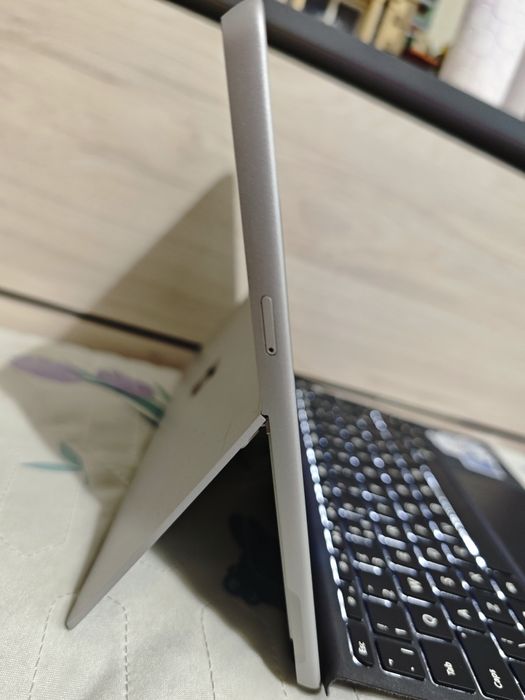 Microsoft Surface go 2 m3/8gb/256gb/windows11