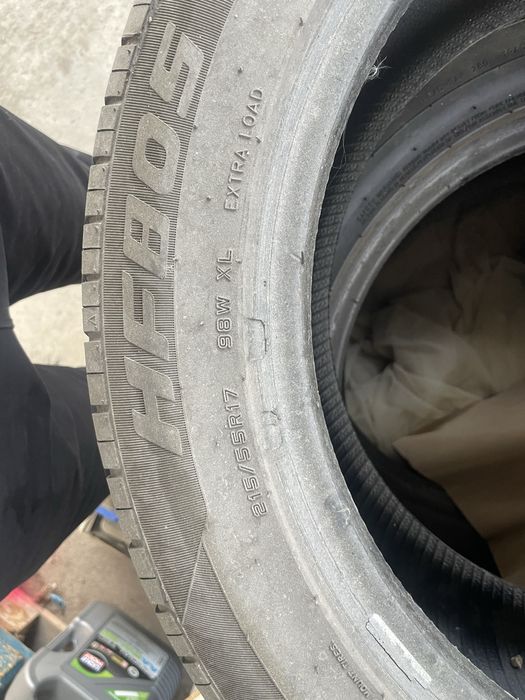 Продам летние шины 215/55/17R
