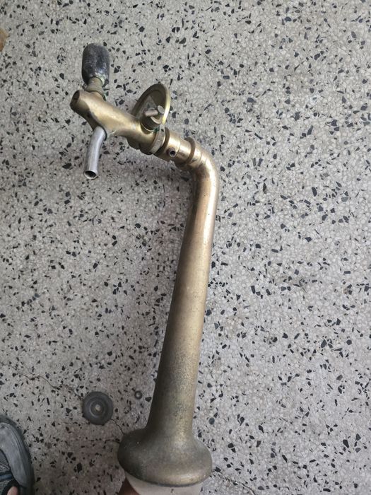 ВИНТИДЖ месингов кран за бира и вино