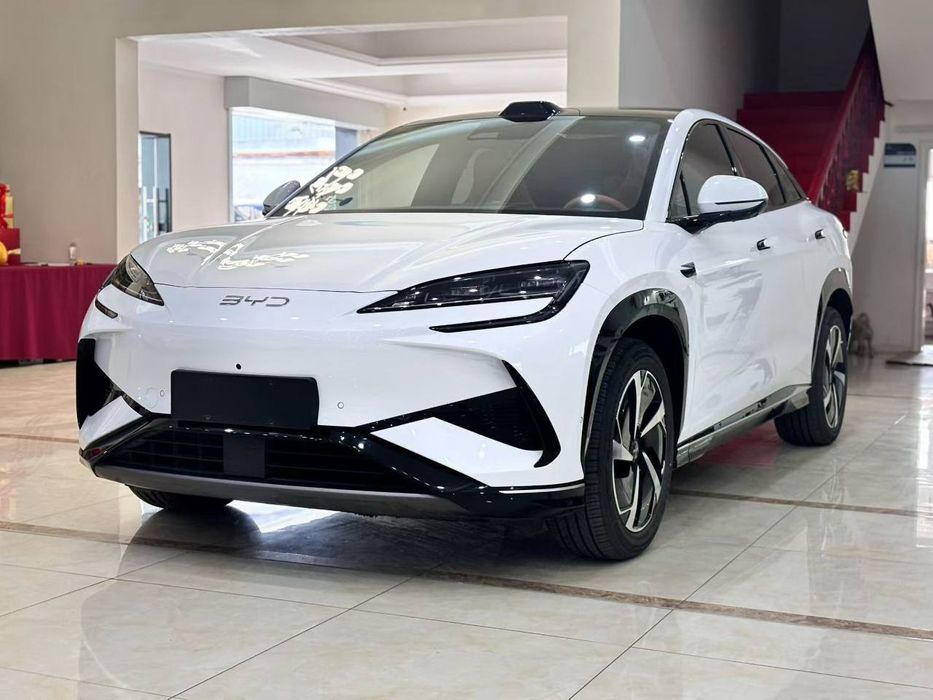 BYD sealion 07 йили 2025 3 поз 610 запа
1900 пробек мошина ўз