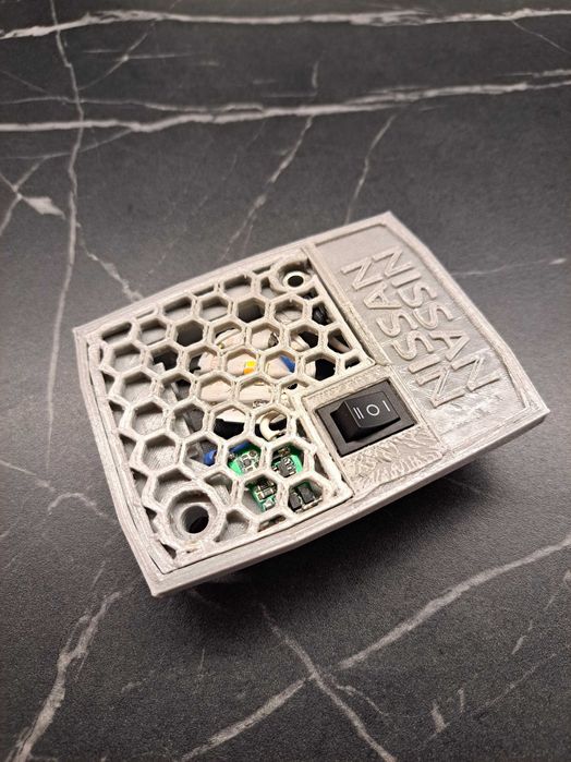 Плафон Ниссан Nissan