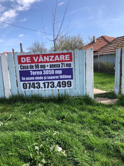 Vand teren intravilan 2000mp belcesti cu utilitati și acte la zi