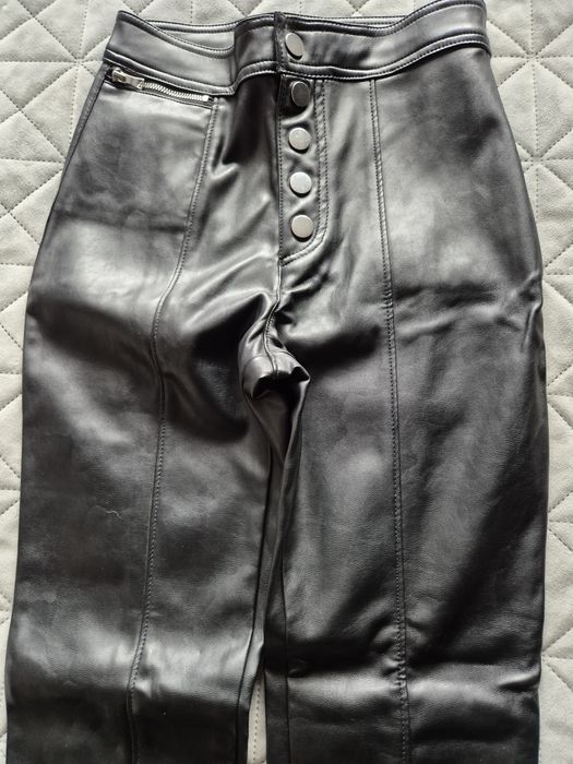Панталон еко кожа