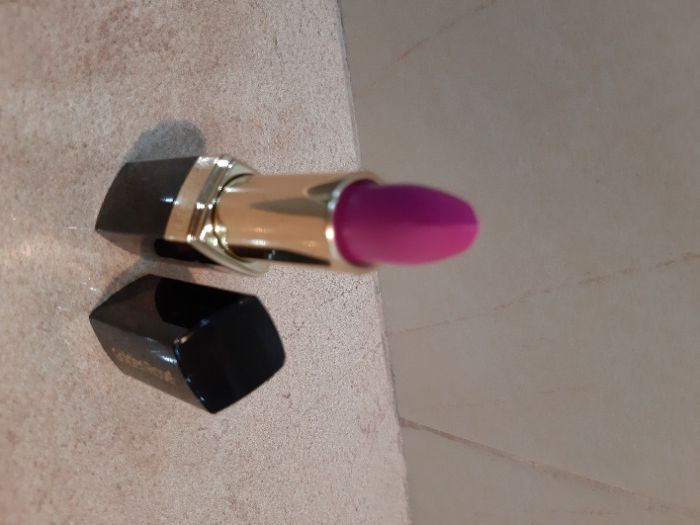 Червила с опаковка НОВИ, марки Bell и Golden rose