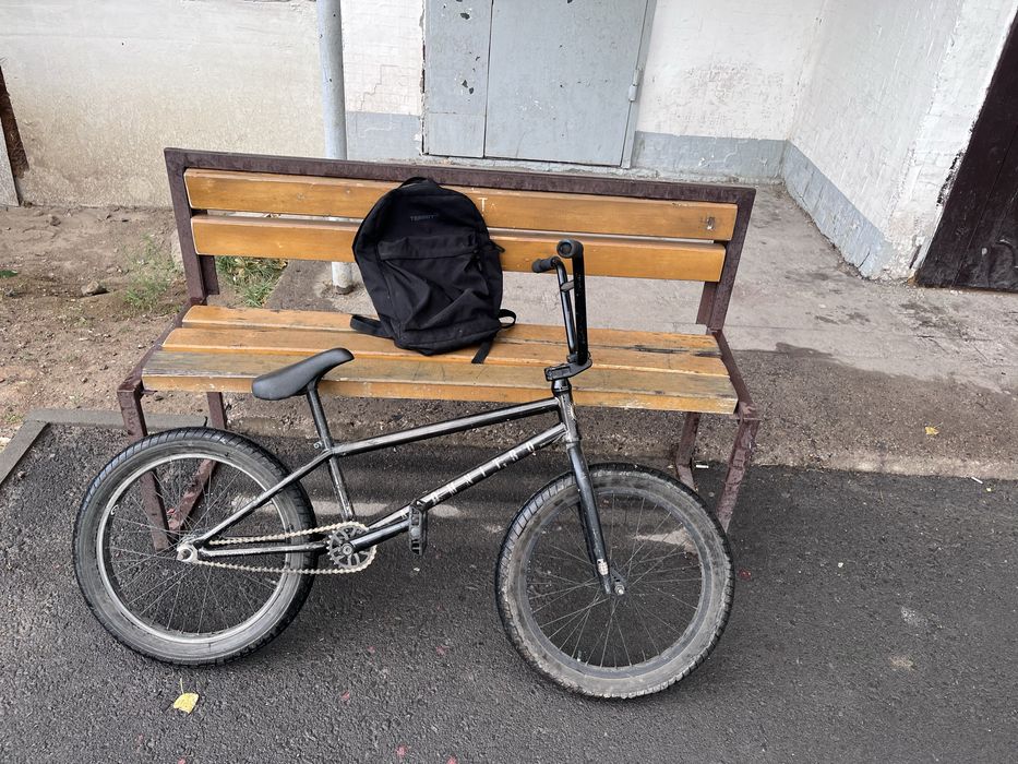 bmx атом нитро черный