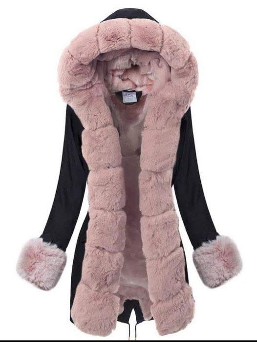 Топла парка с розов пух!