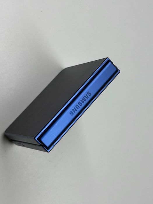 Samsung Galaxy Z Flip 7 5G 256GB Blue