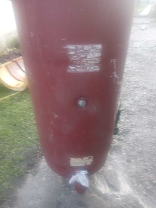 Boiler -Pufer 300 L