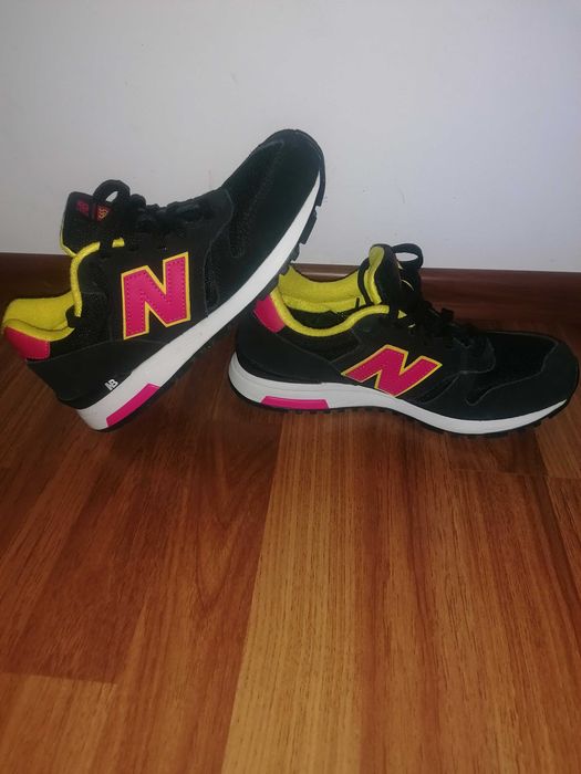 Adidasi New Balance  nr.40,5