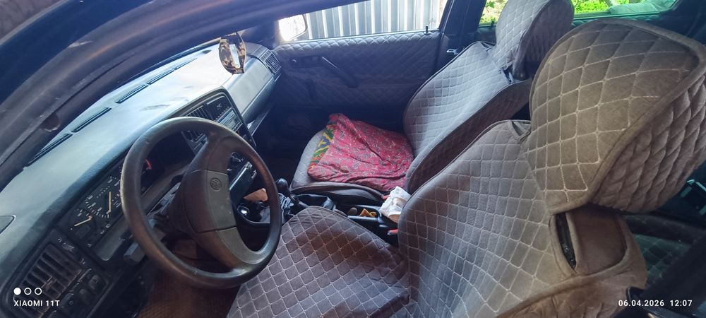 Продается , двигатель карбюратор