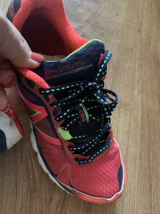 Дамски маратонки Neu Balance 37 номер