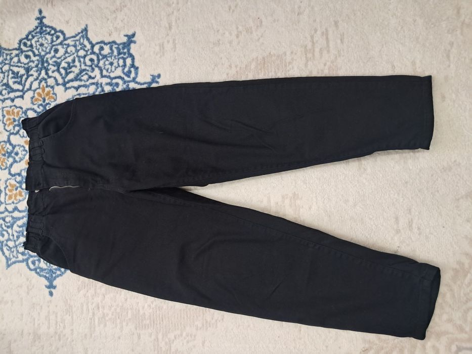 Продам джинсы женские