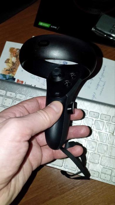 Левый контроллер Oculus Rift S [VR]
