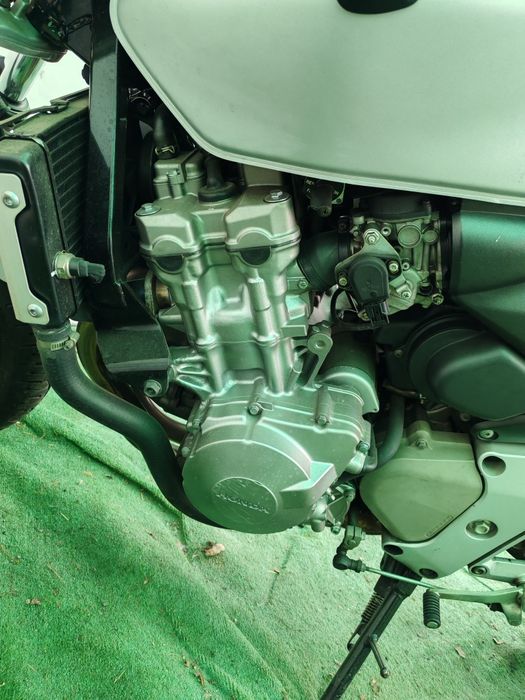 Honda Hornet 600 cmc 2003 cas sau rate