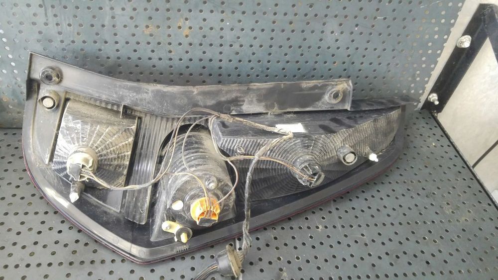 Stop tripla lampa stanga suzuki splash 89071589 3560451k10