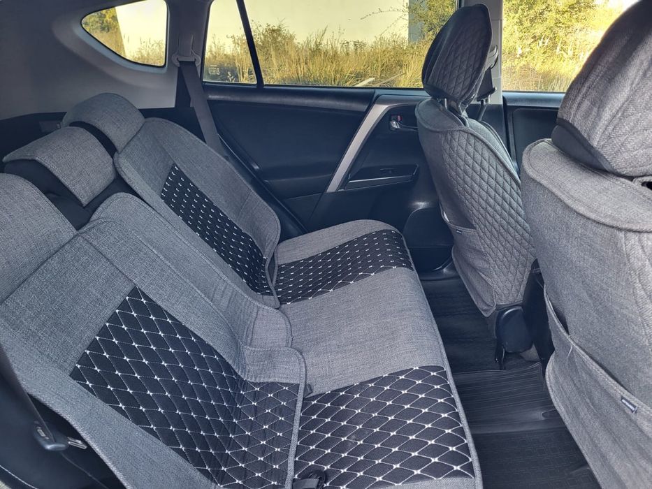 Продам Toyota Rav4