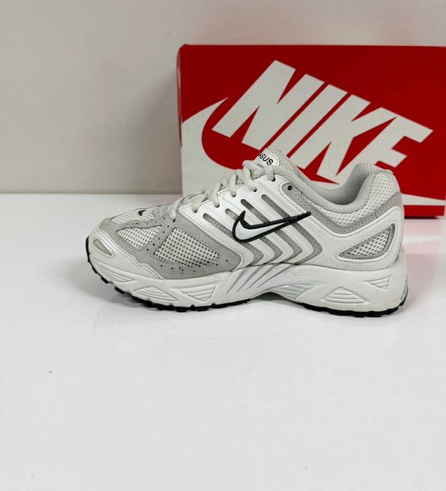 Nike Air Pegasus 2K5