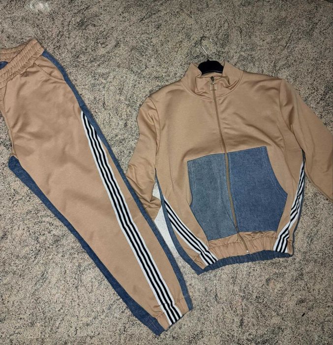 Дамски екипи с дънкови мотиви в 3 цвята