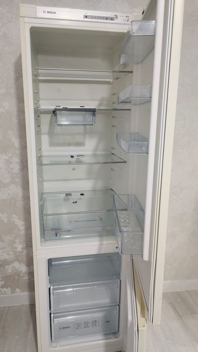 Продам холодильник BOSCH