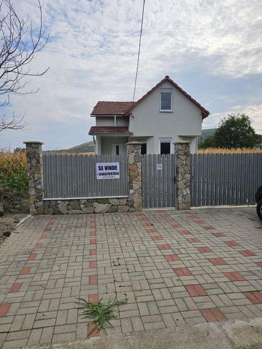 Casa de vanzare 80m patrati