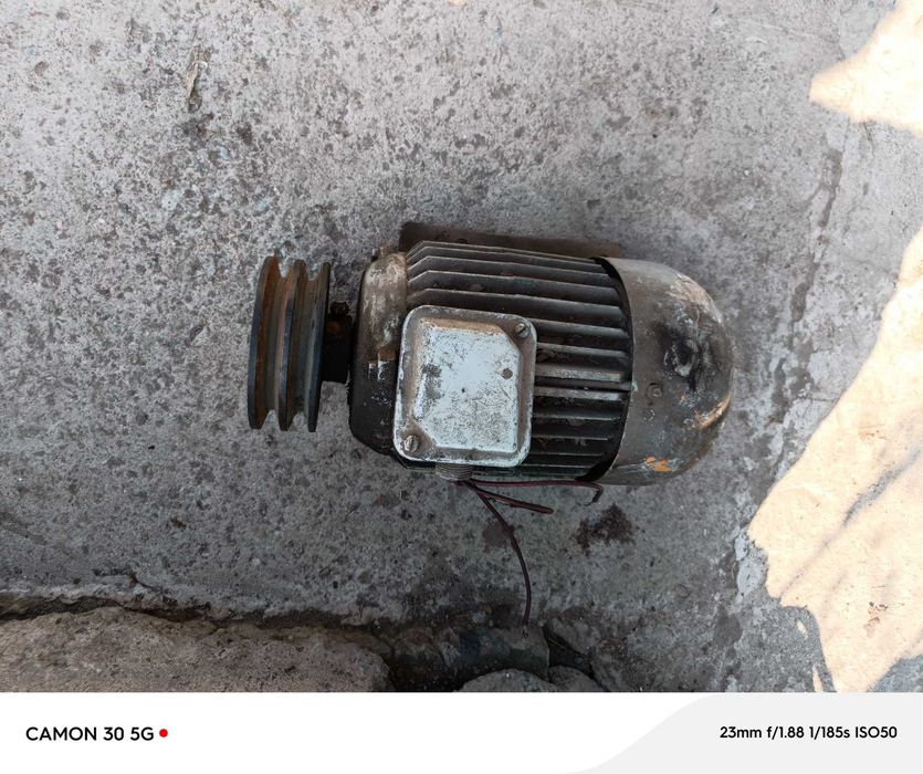 Электродвигатель асинхронный