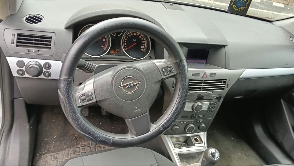 OPEL Astra 2005 — imagine 3